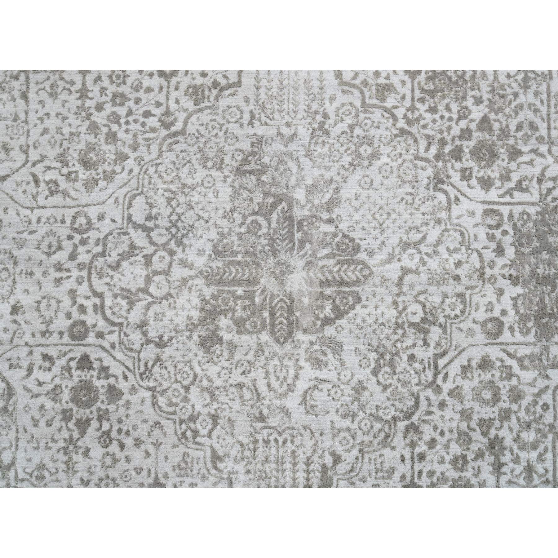 R65039%20009