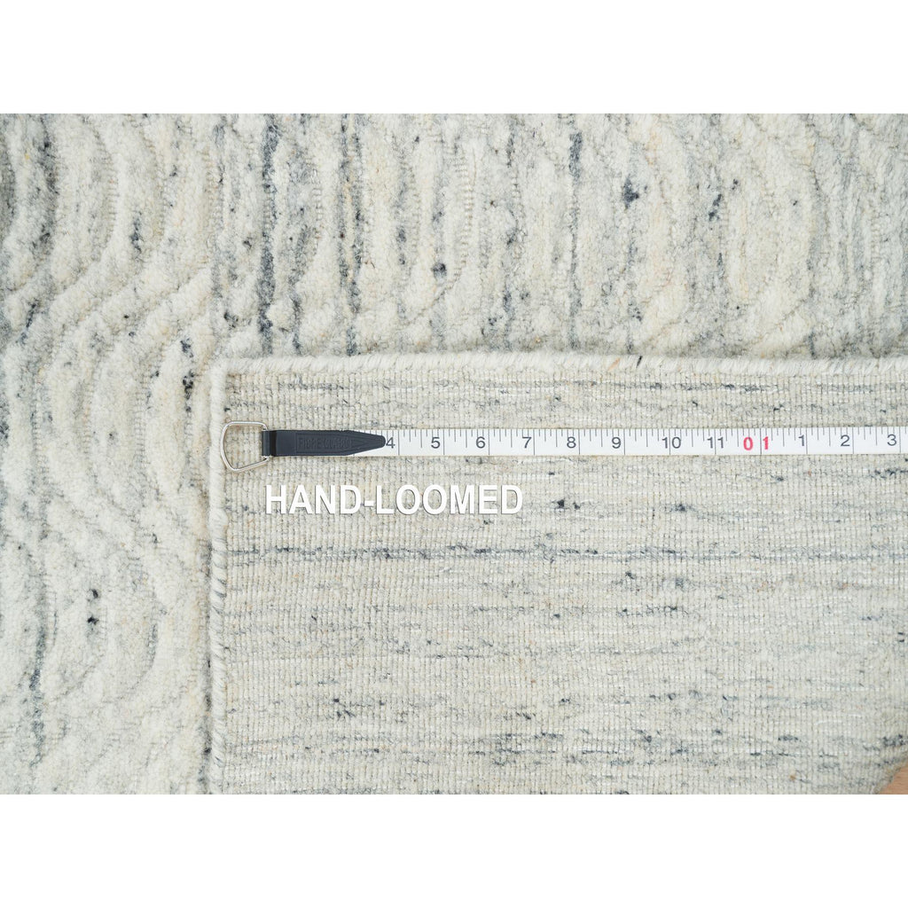 R65041%20008