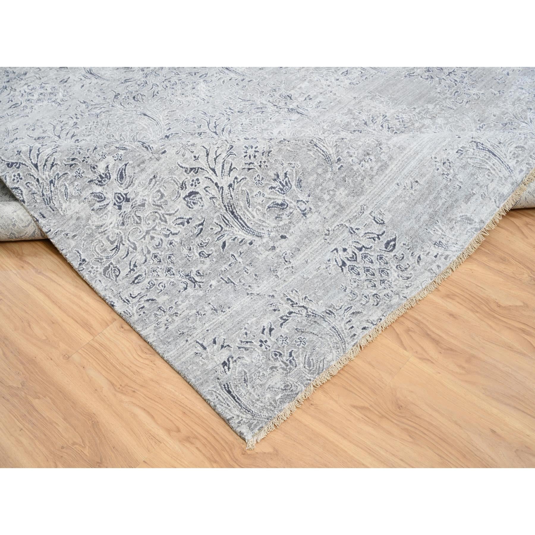 R65042%20007