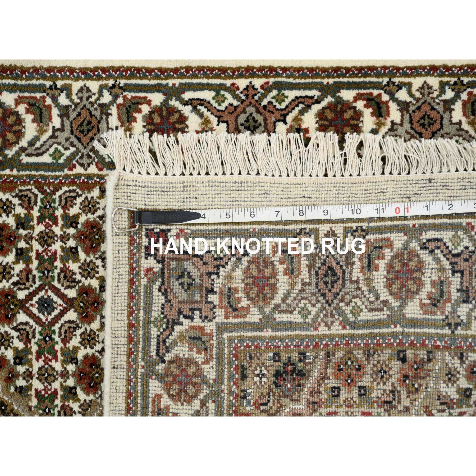 R65085%20008