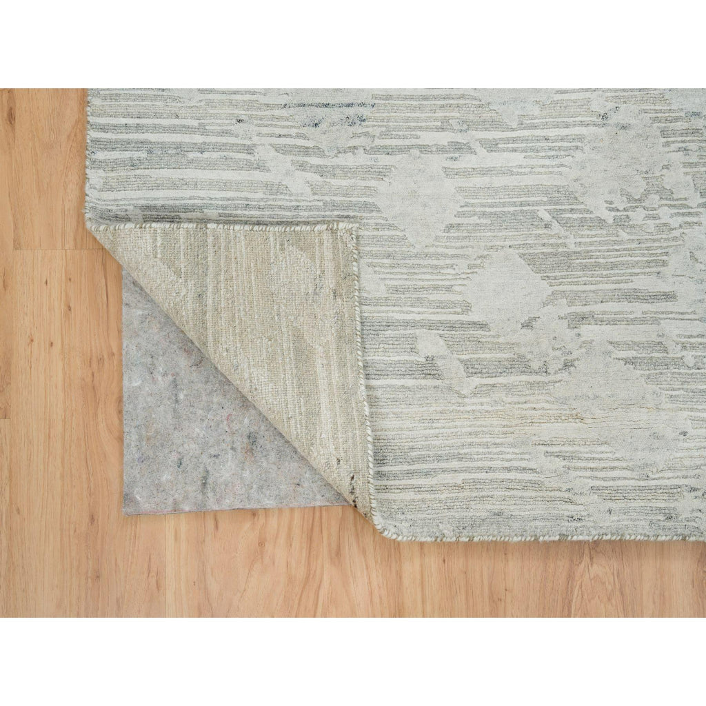 R65156%20003
