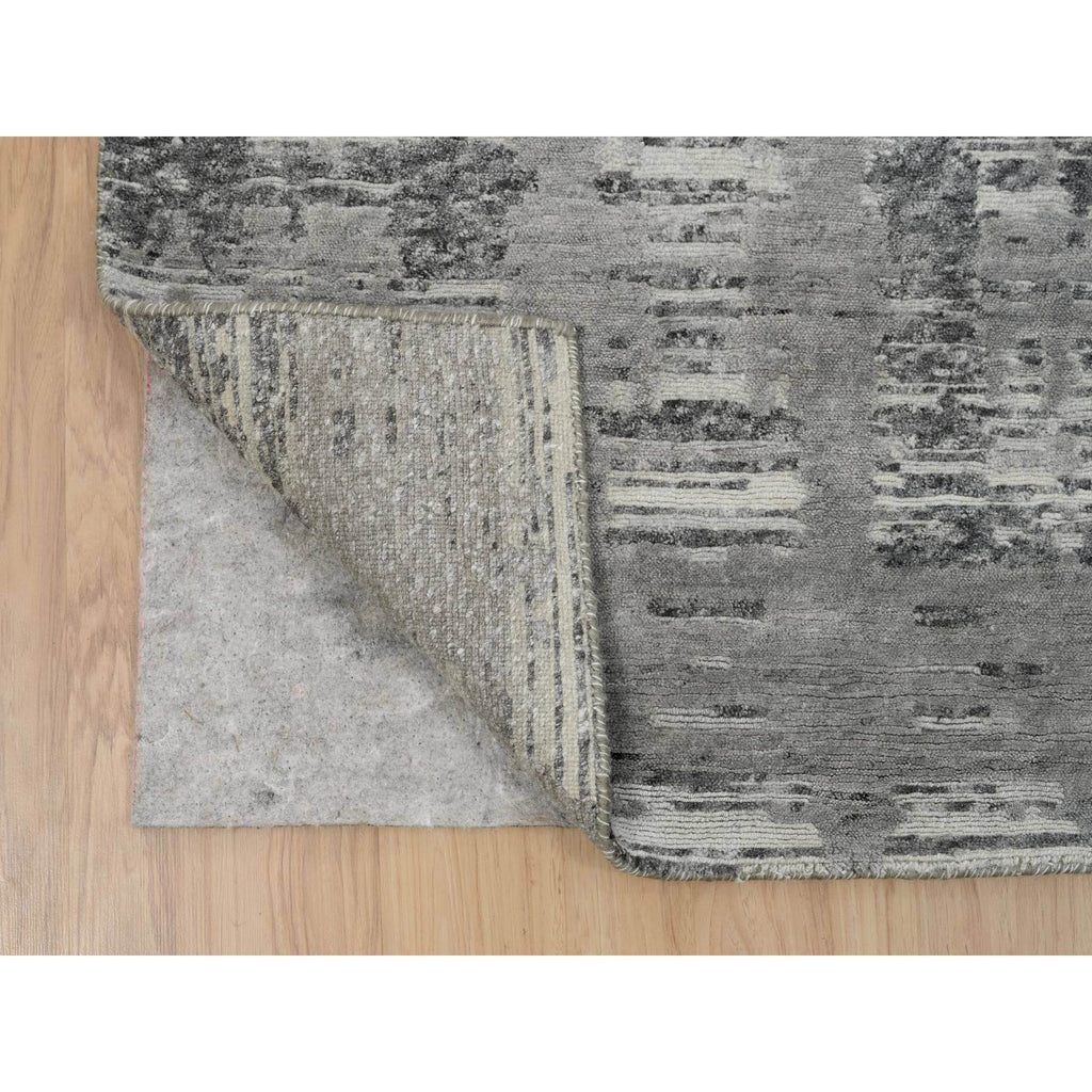 R65157%20003