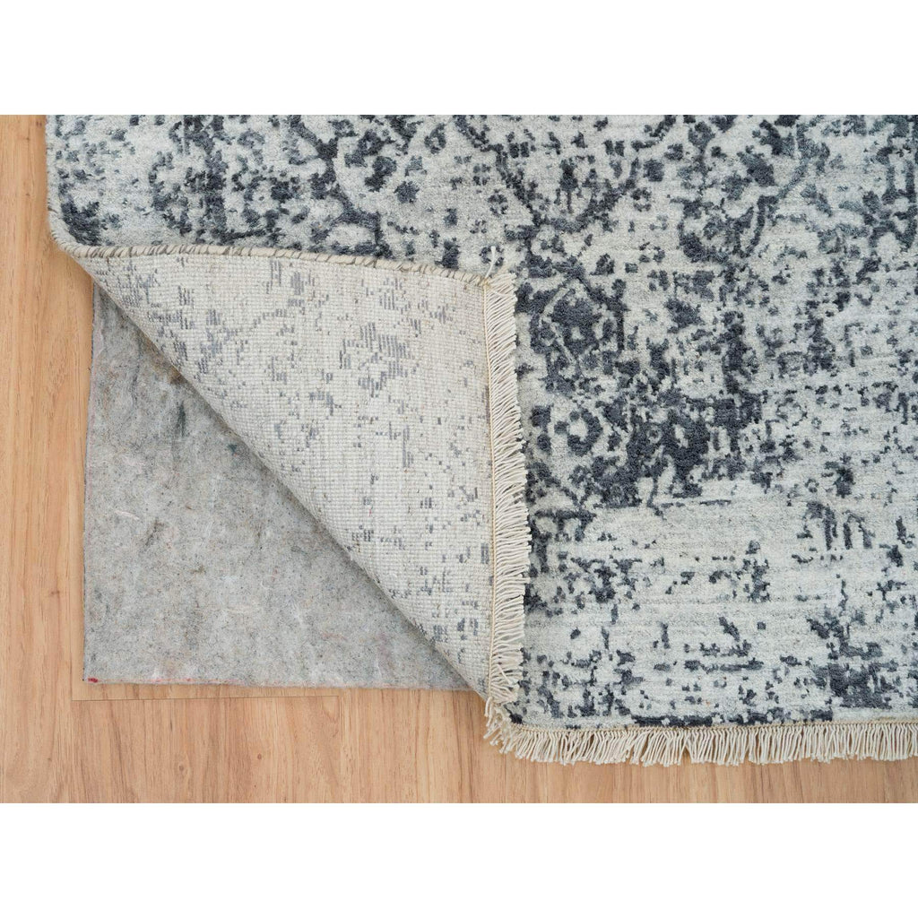 R65215%20003