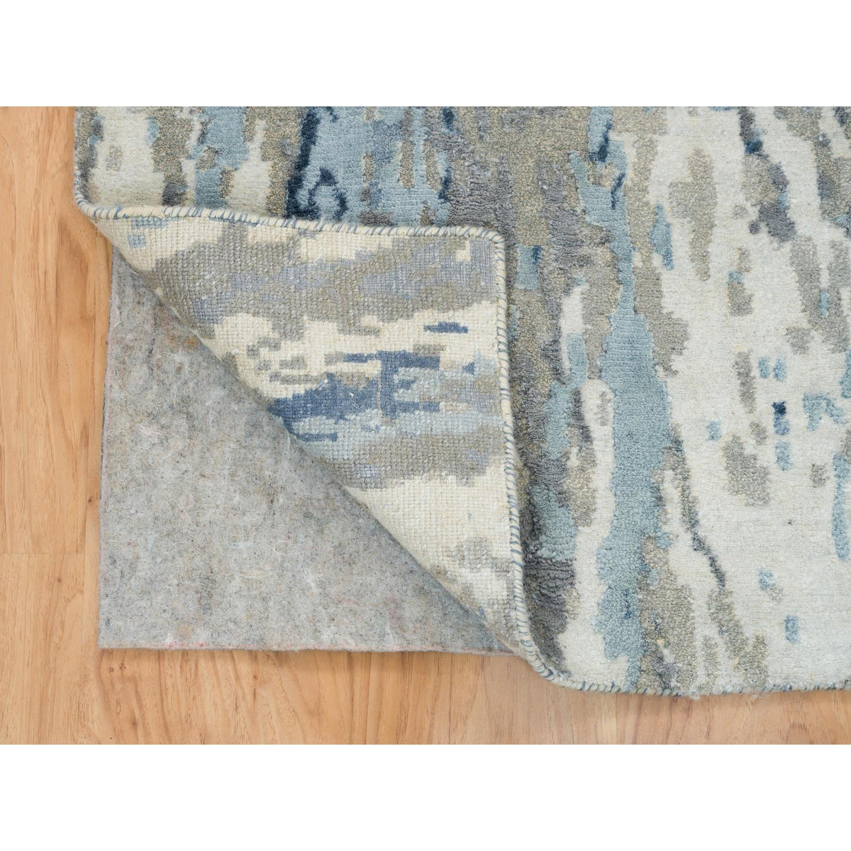 R65216%20003