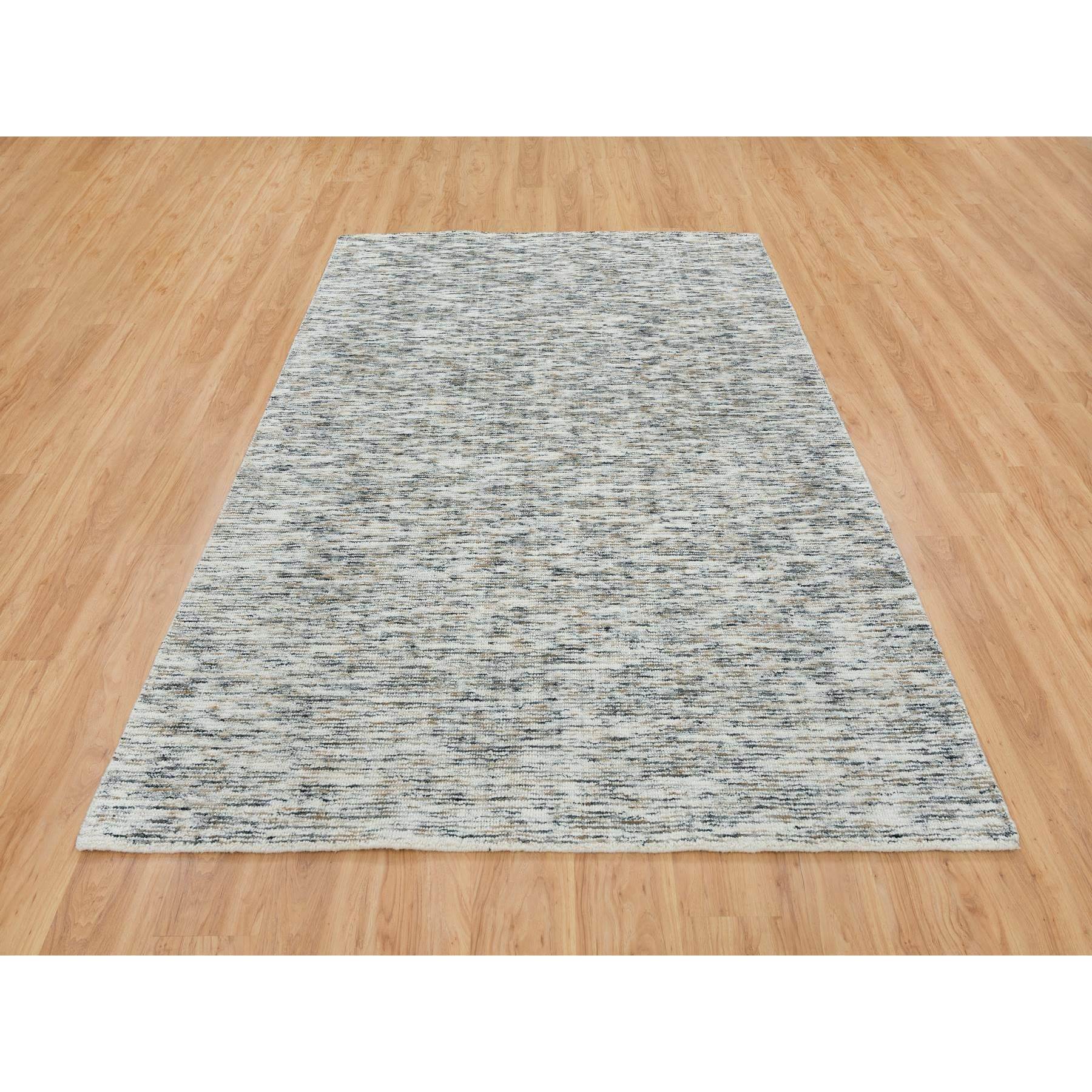 R65227%20003