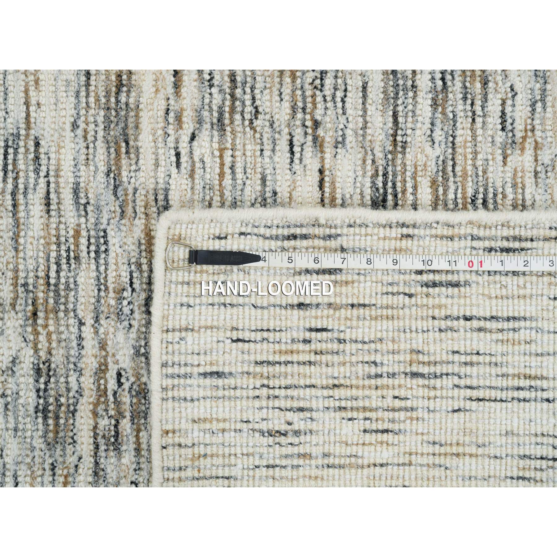 R65227%20012