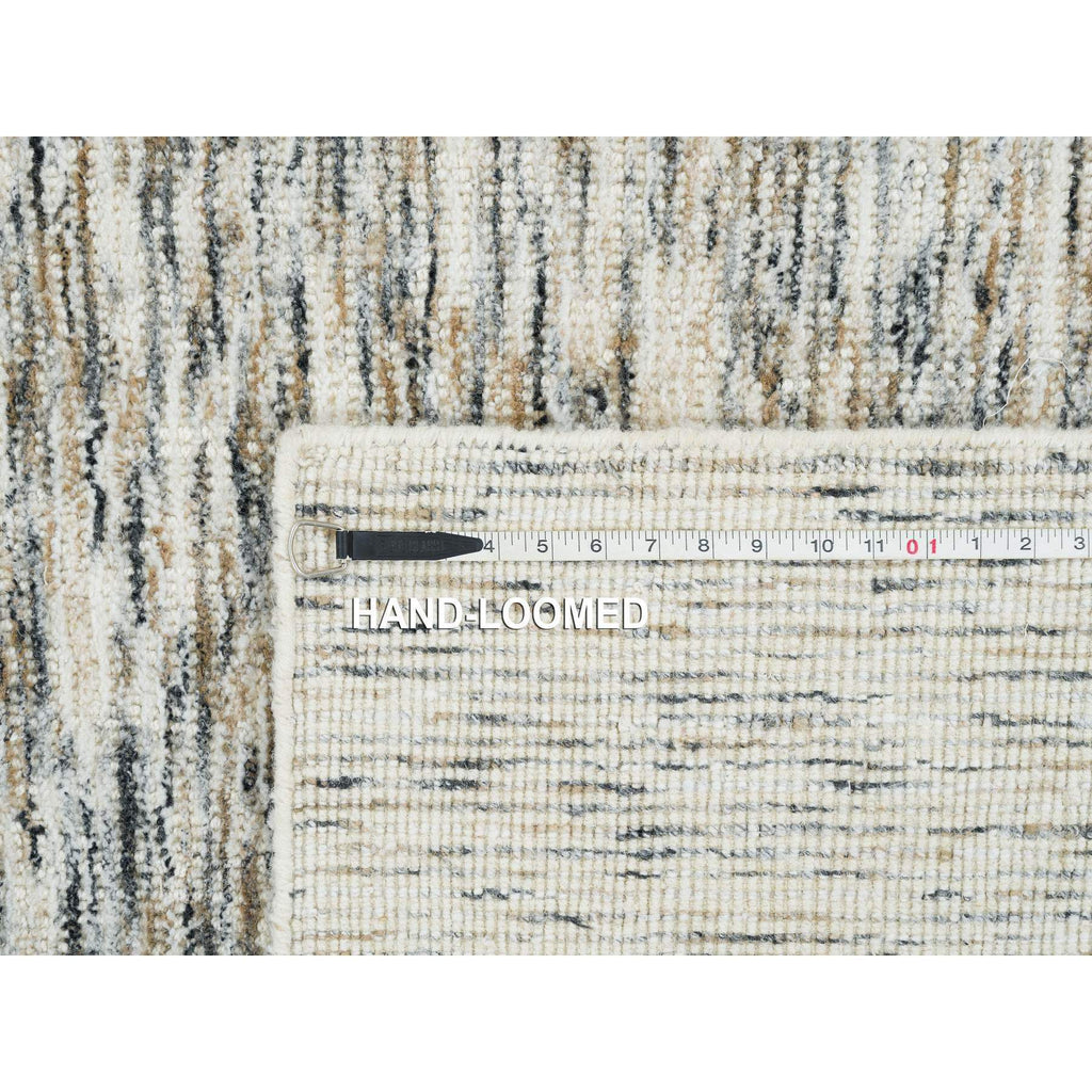 R65233%20012