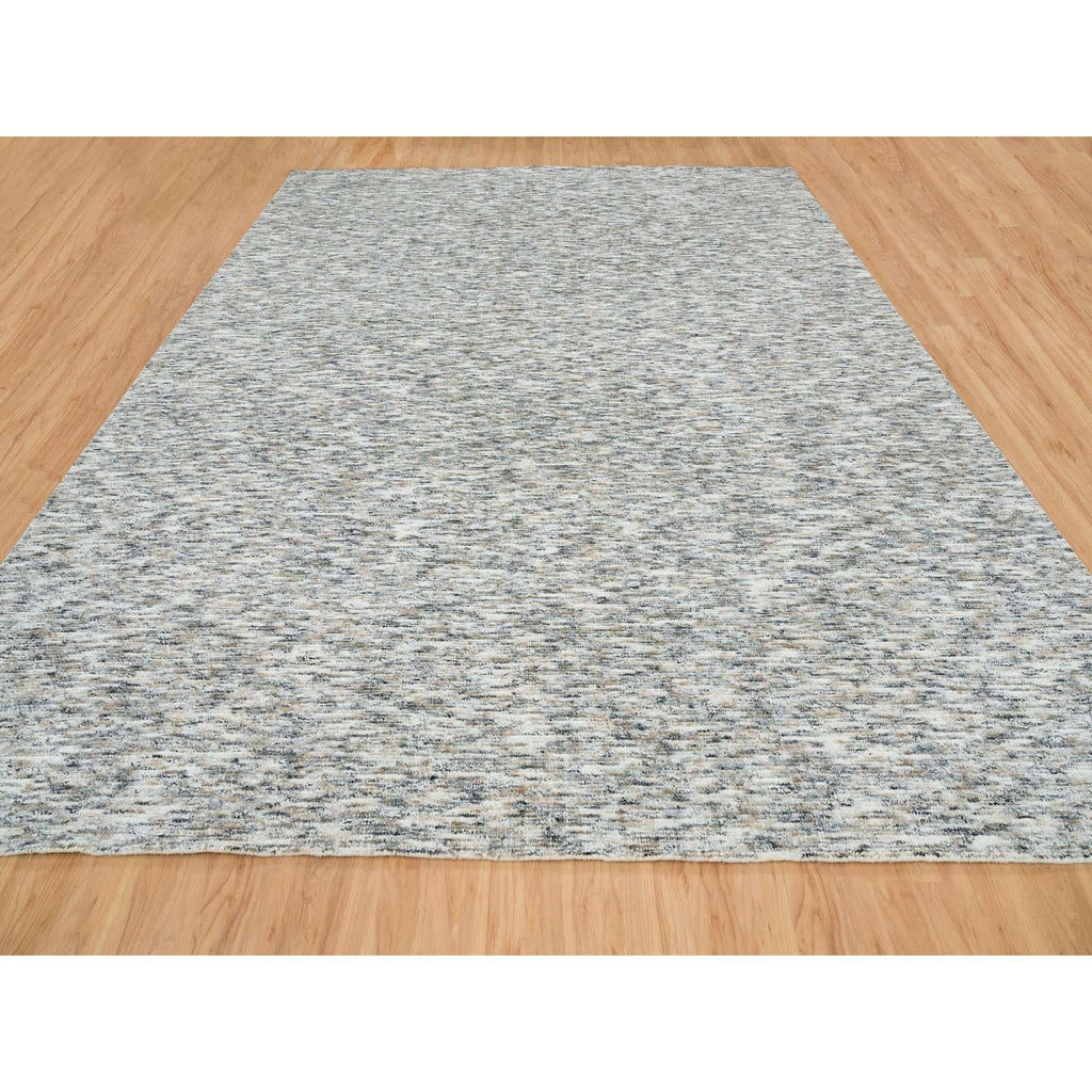 R65236%20003