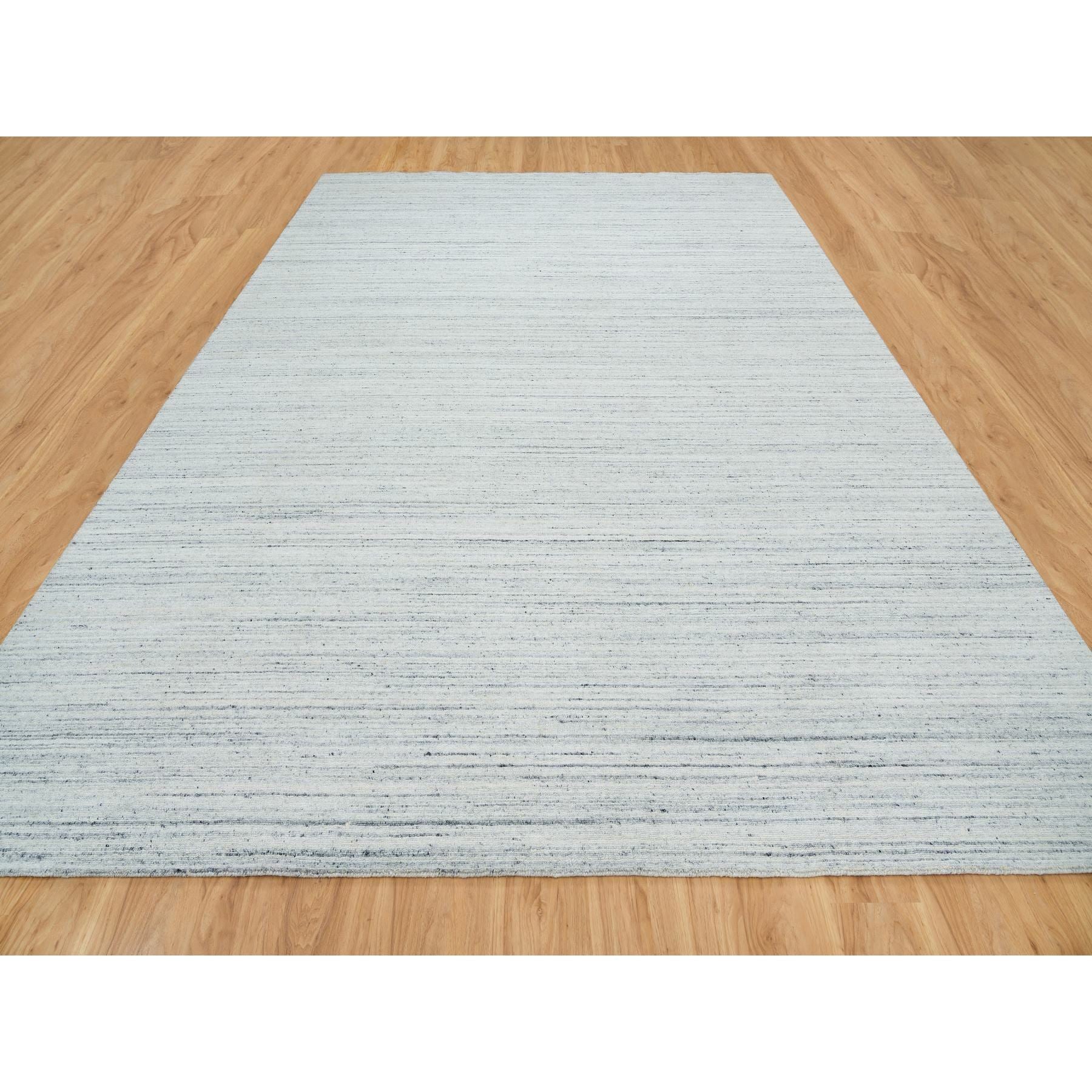 R65451%20003