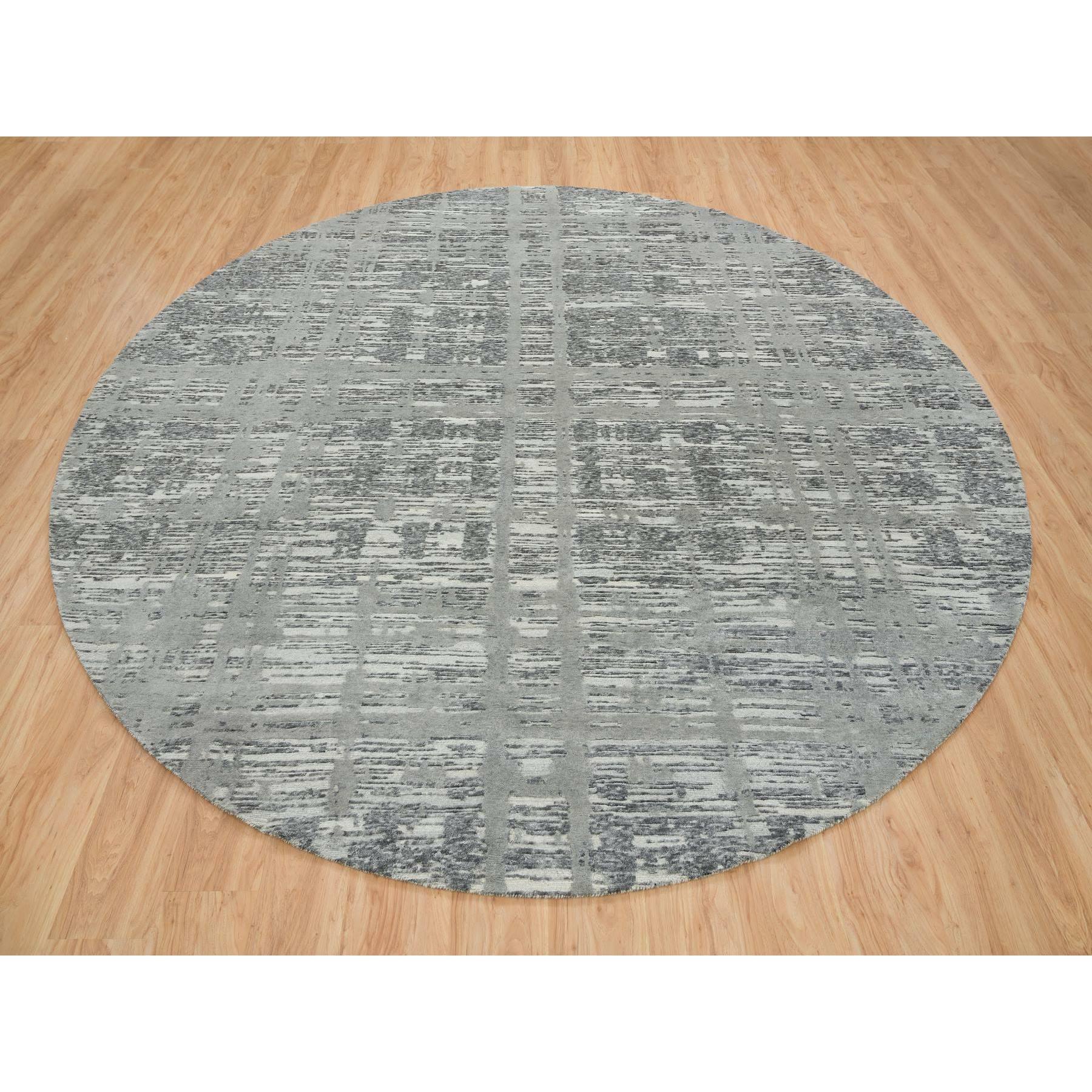 R65640%20003