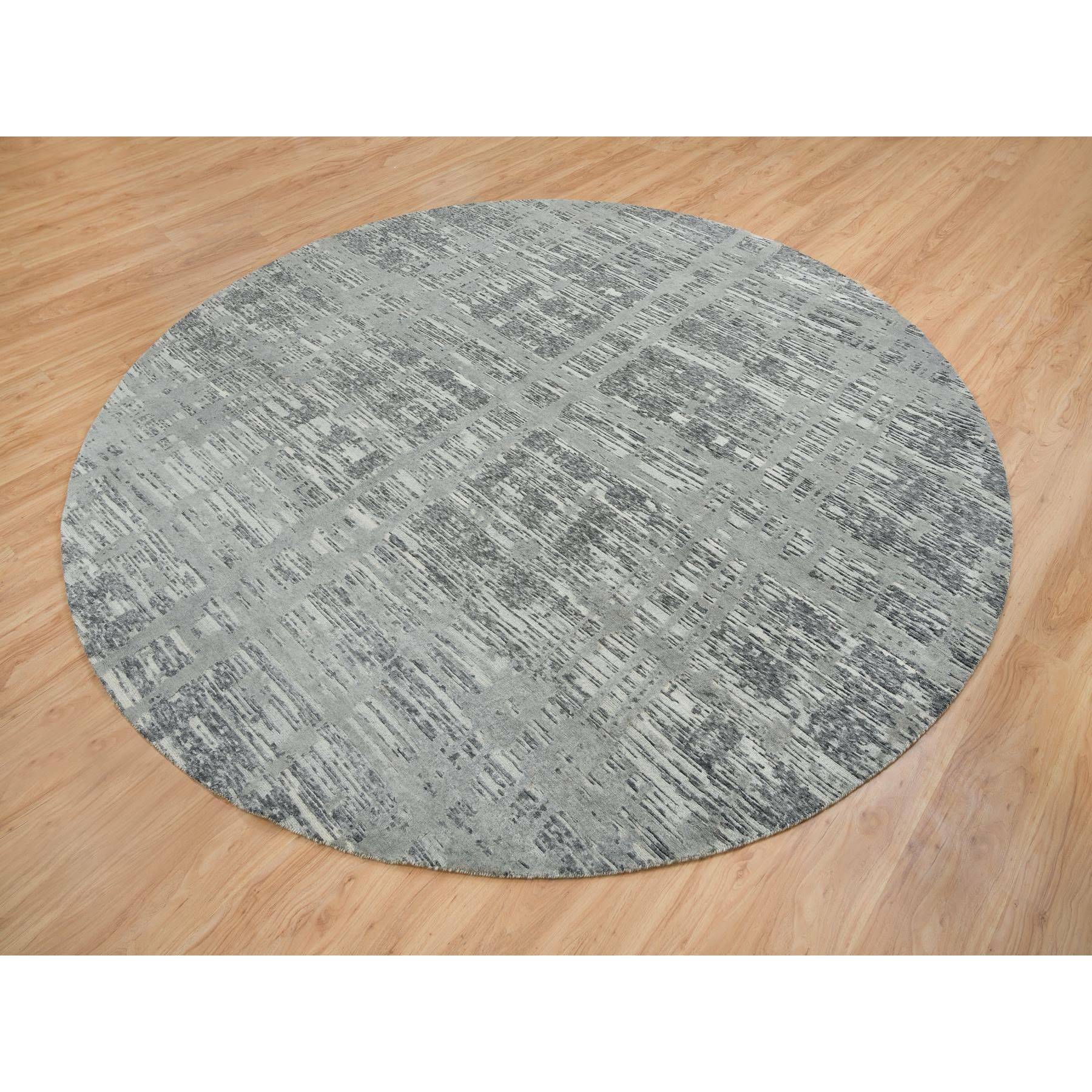 R65640%20004