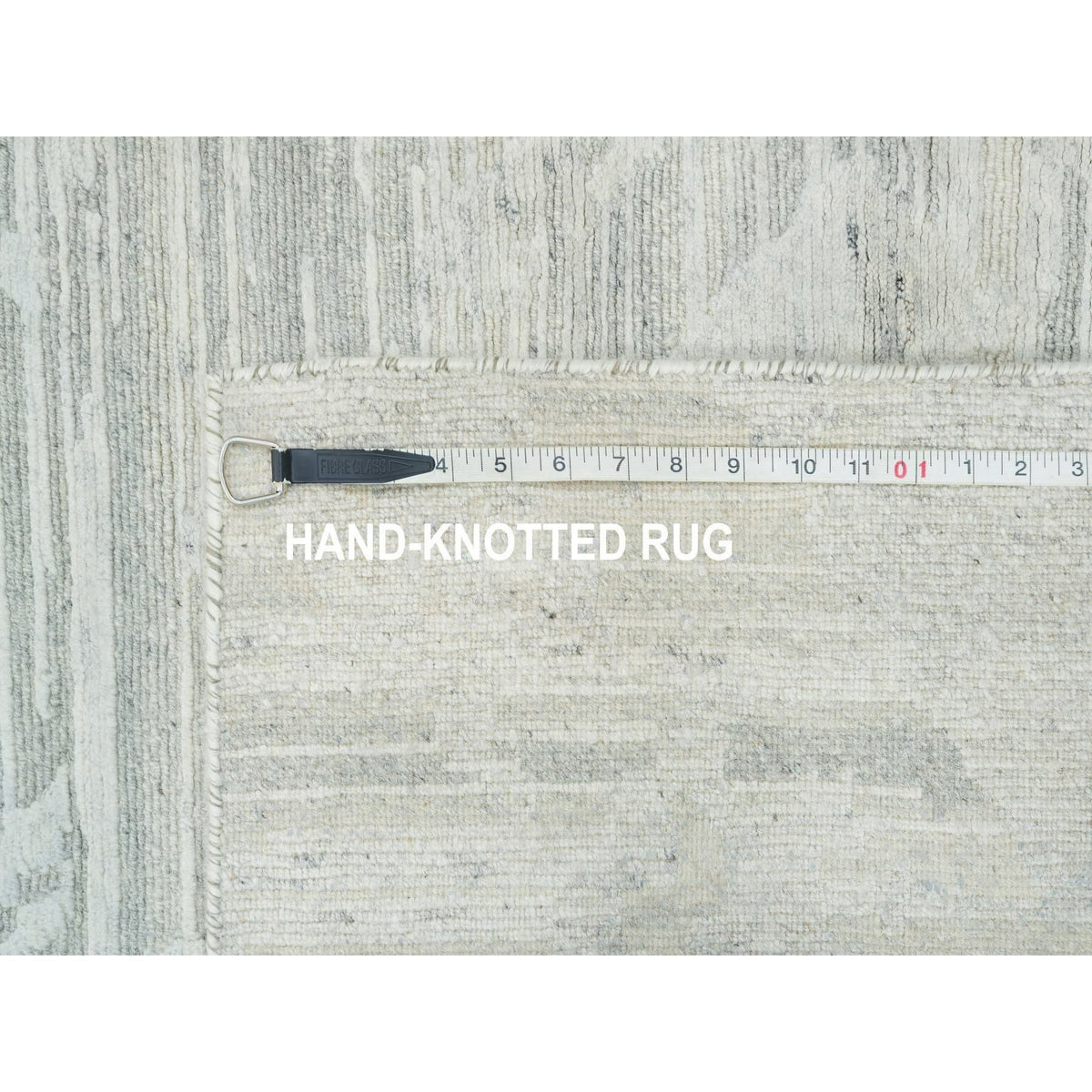 R65644%20008