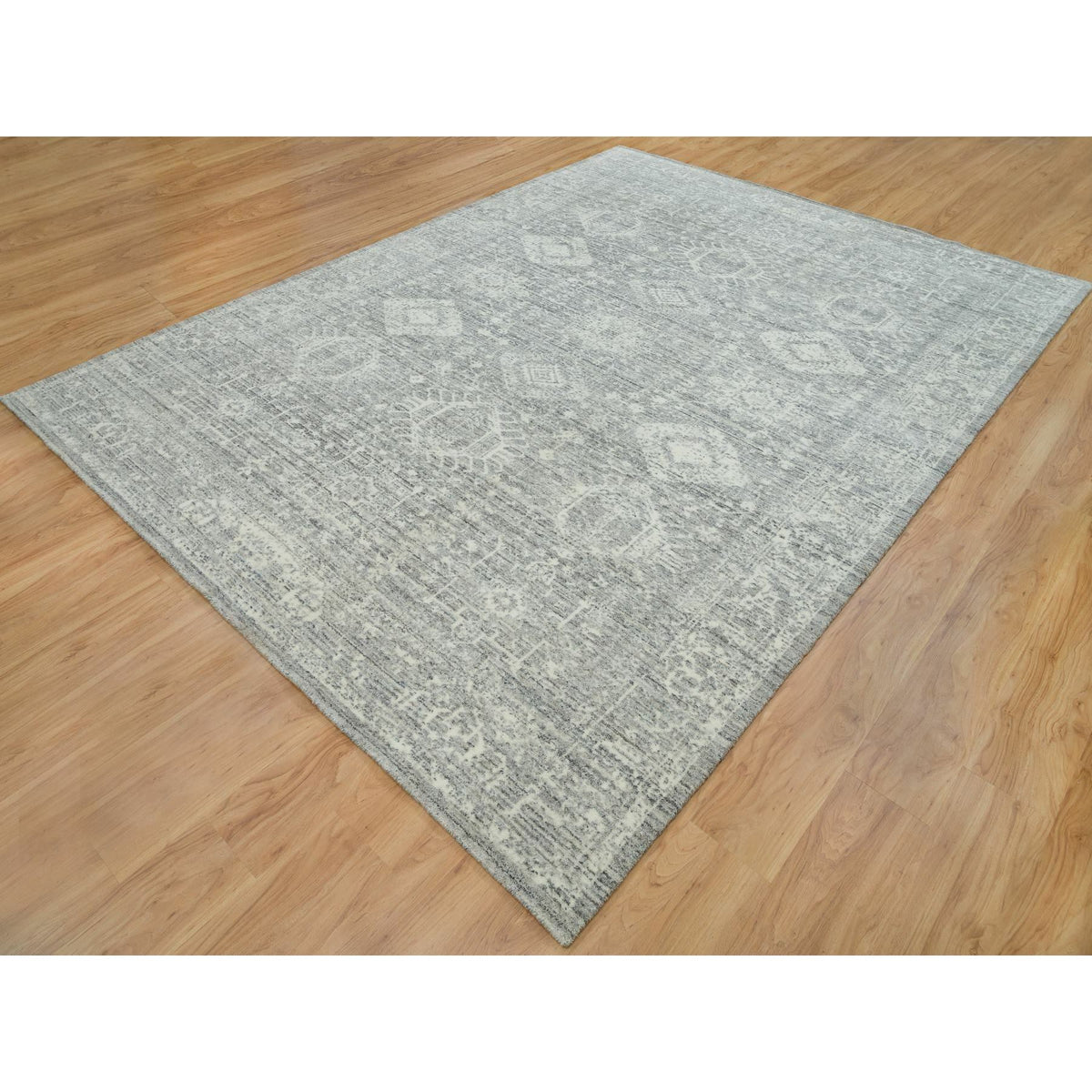 R65834%20004
