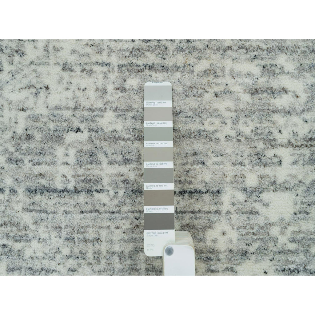 R65834%20008