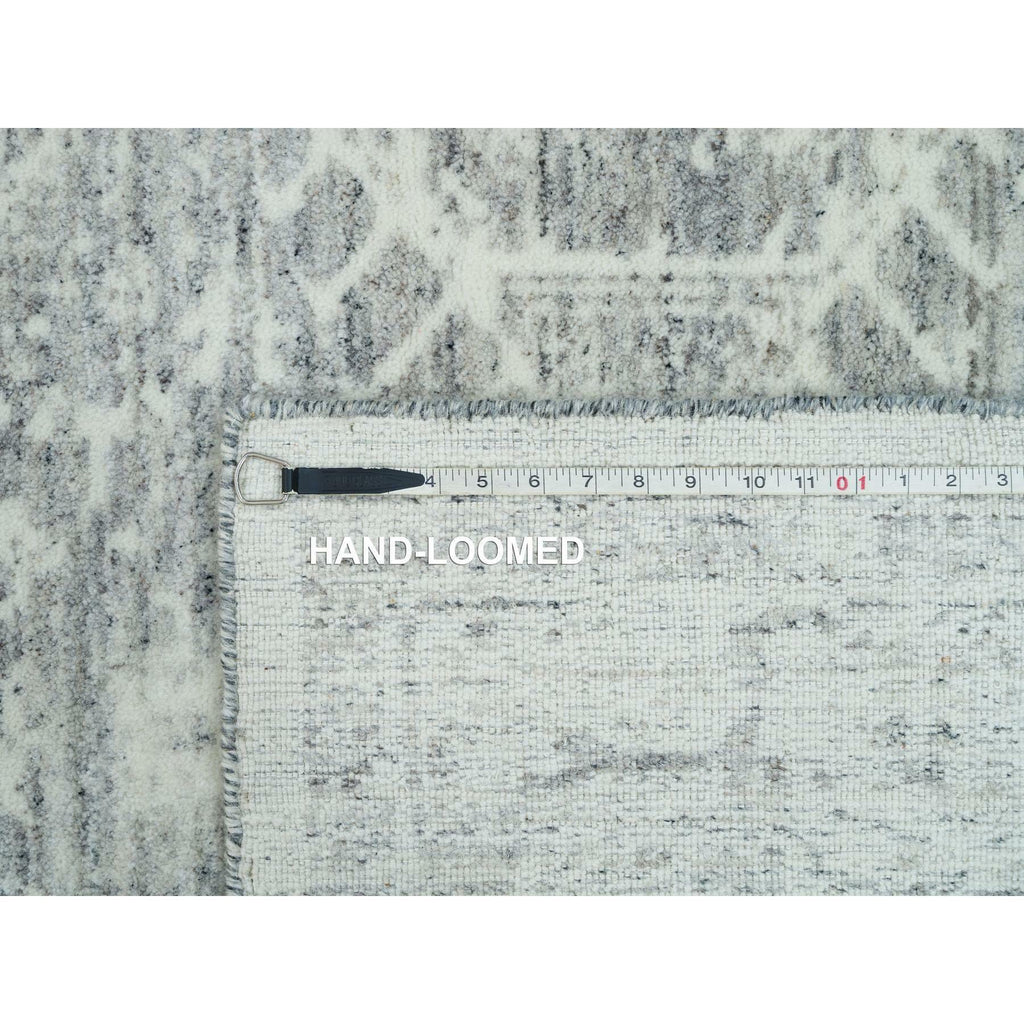 R65834%20012