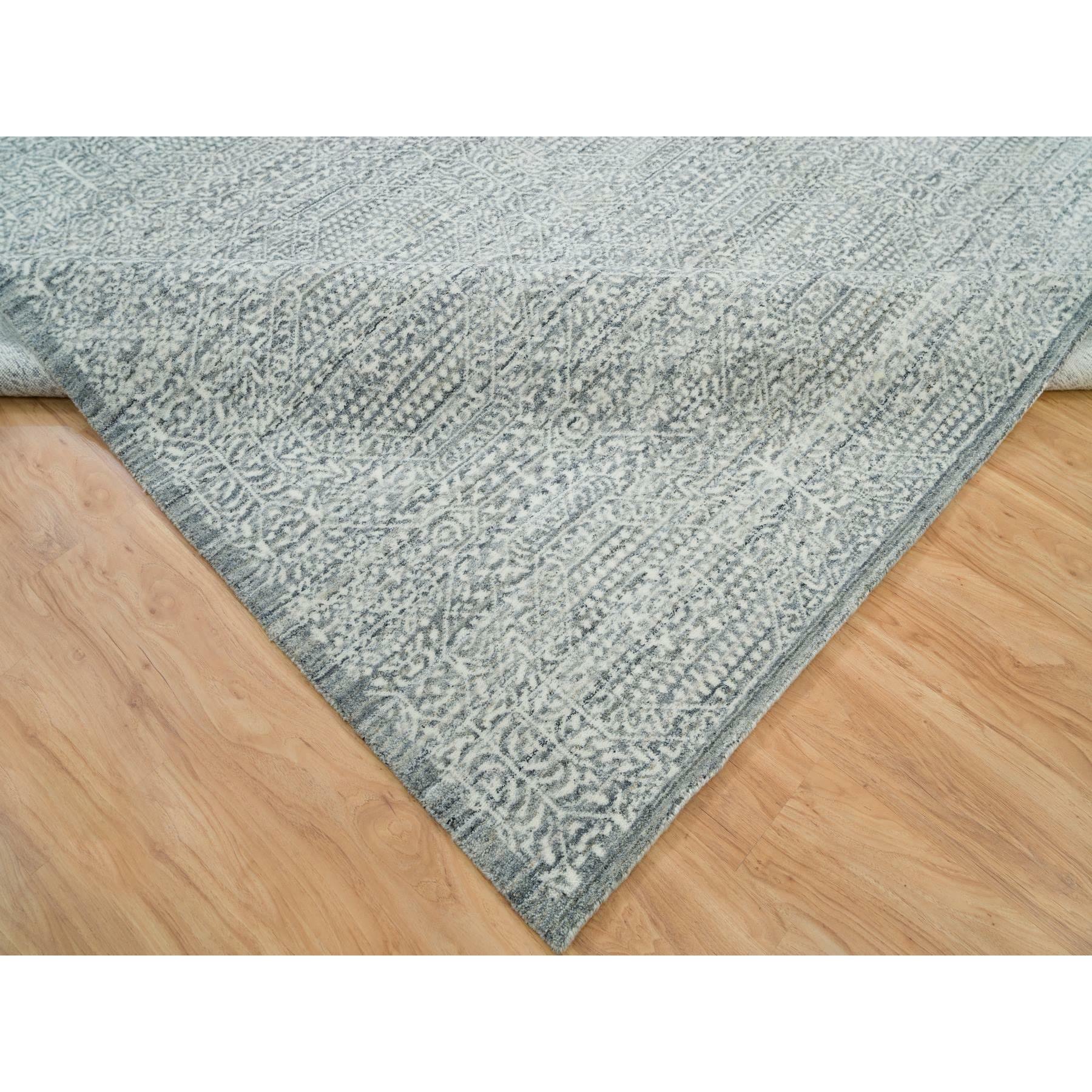 R65835%20007