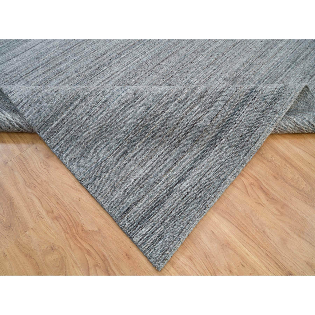 R65836%20007