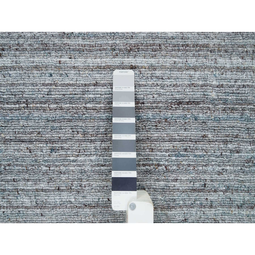 R65836%20008