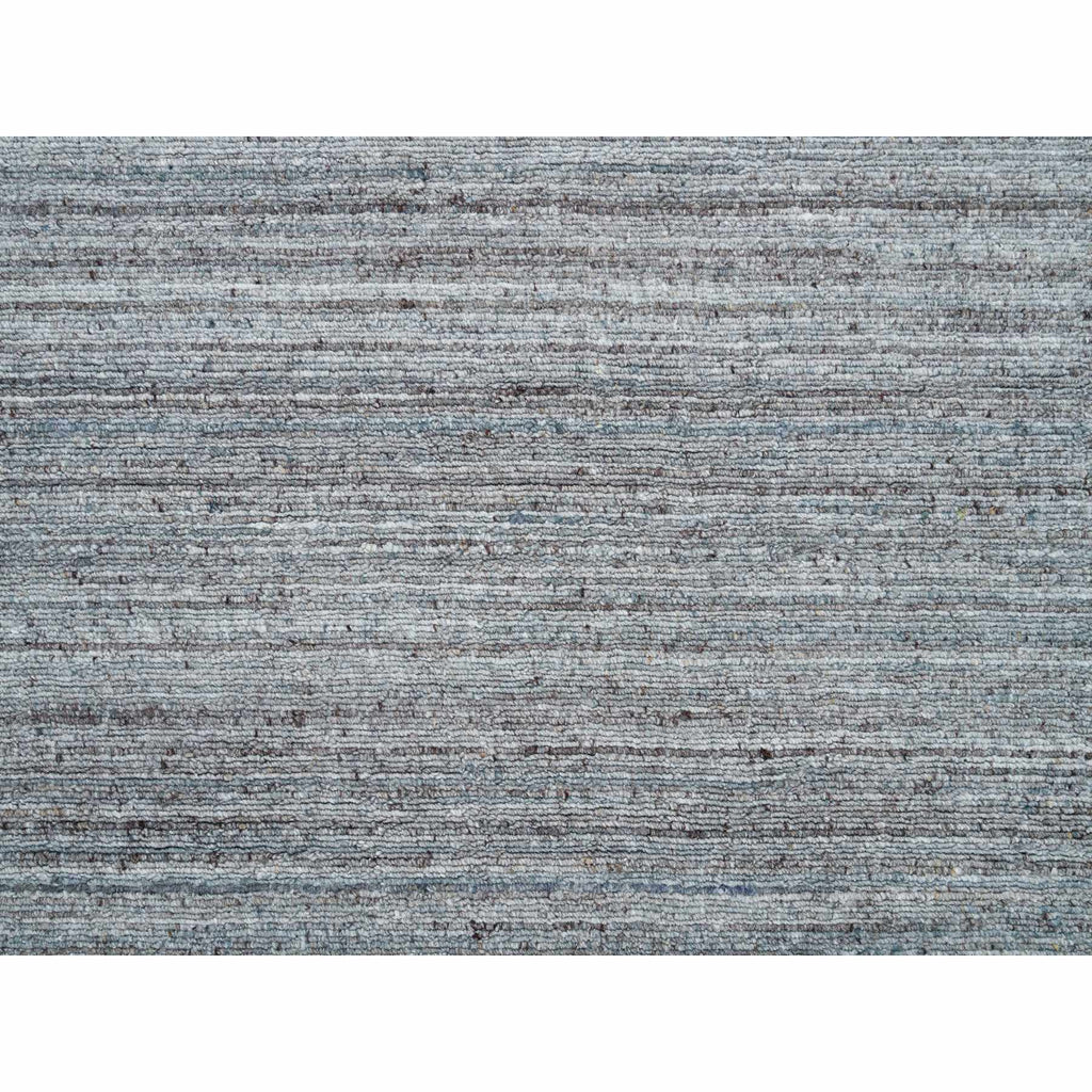 R65836%20009