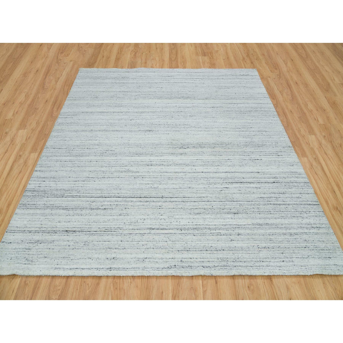 R65838%20003