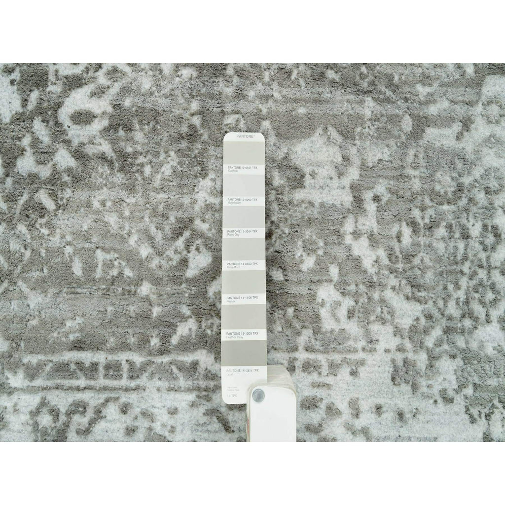 R65872%20008