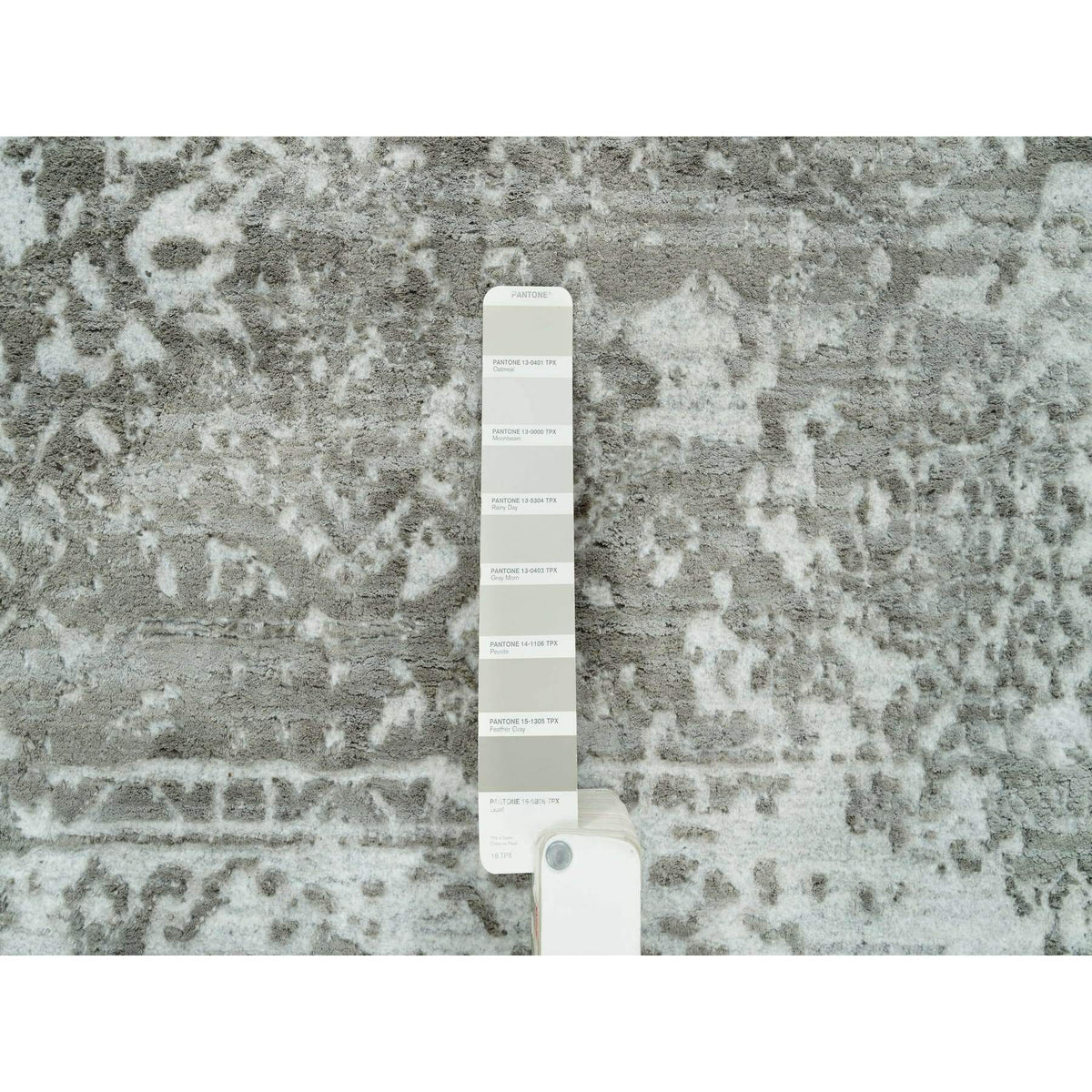 R65872%20008