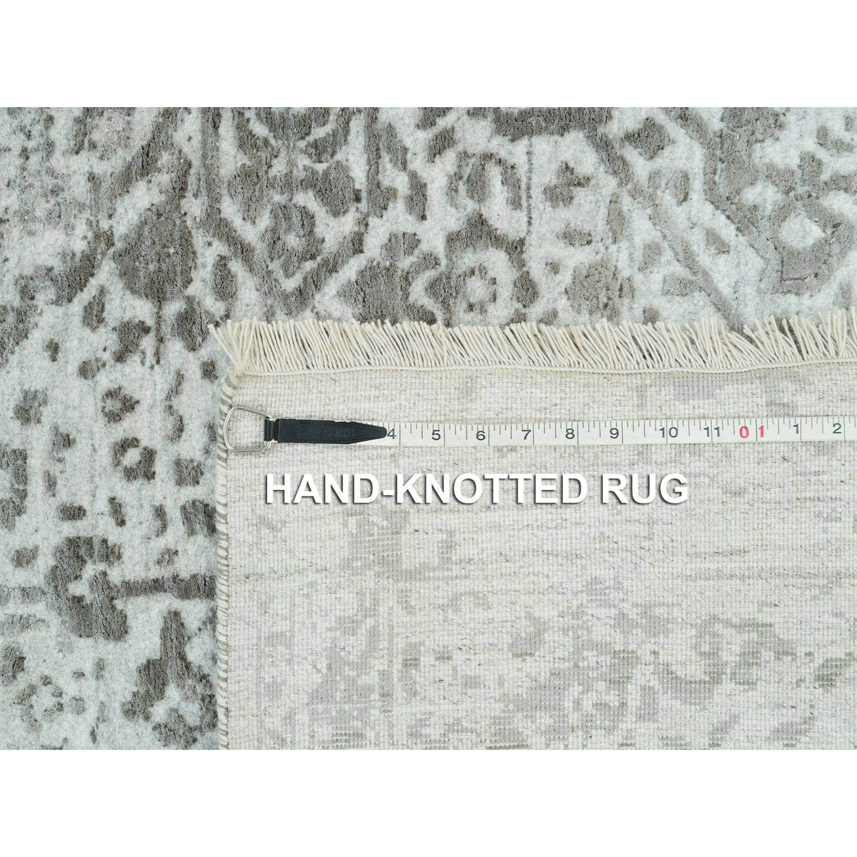 R65872%20012