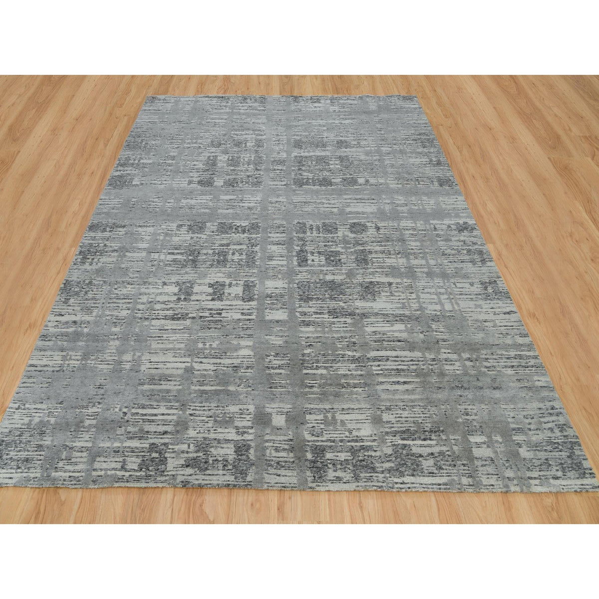 R65945%20003