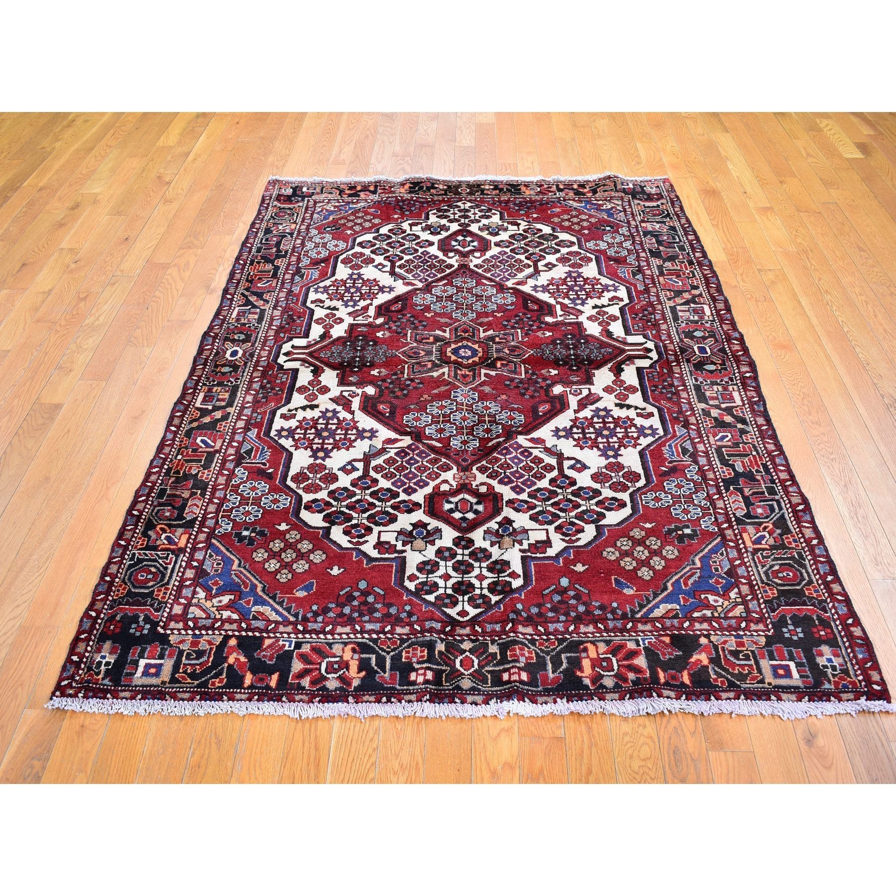 R66032%20003