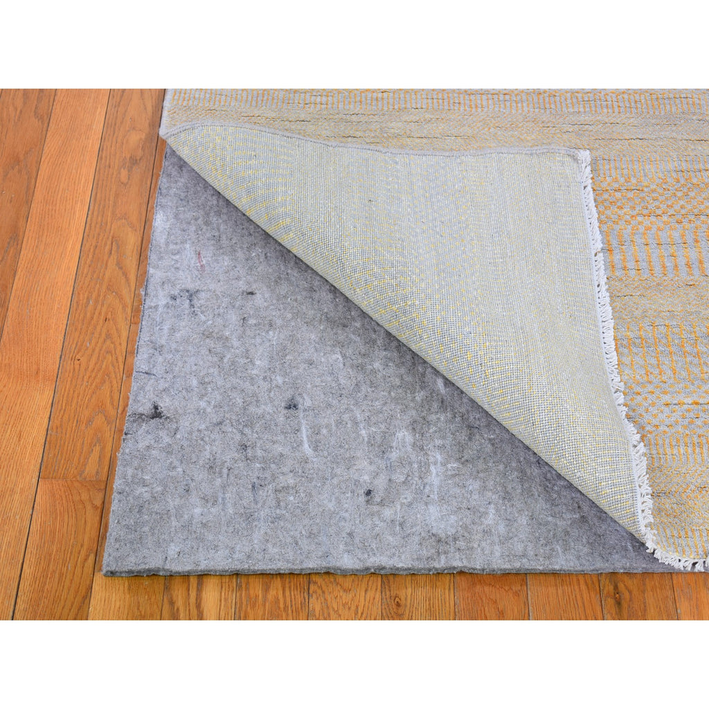 R66056%20009