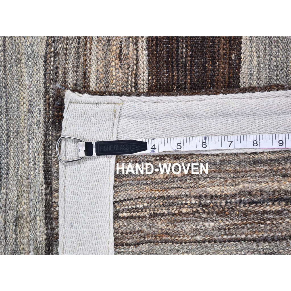 R66144%20006