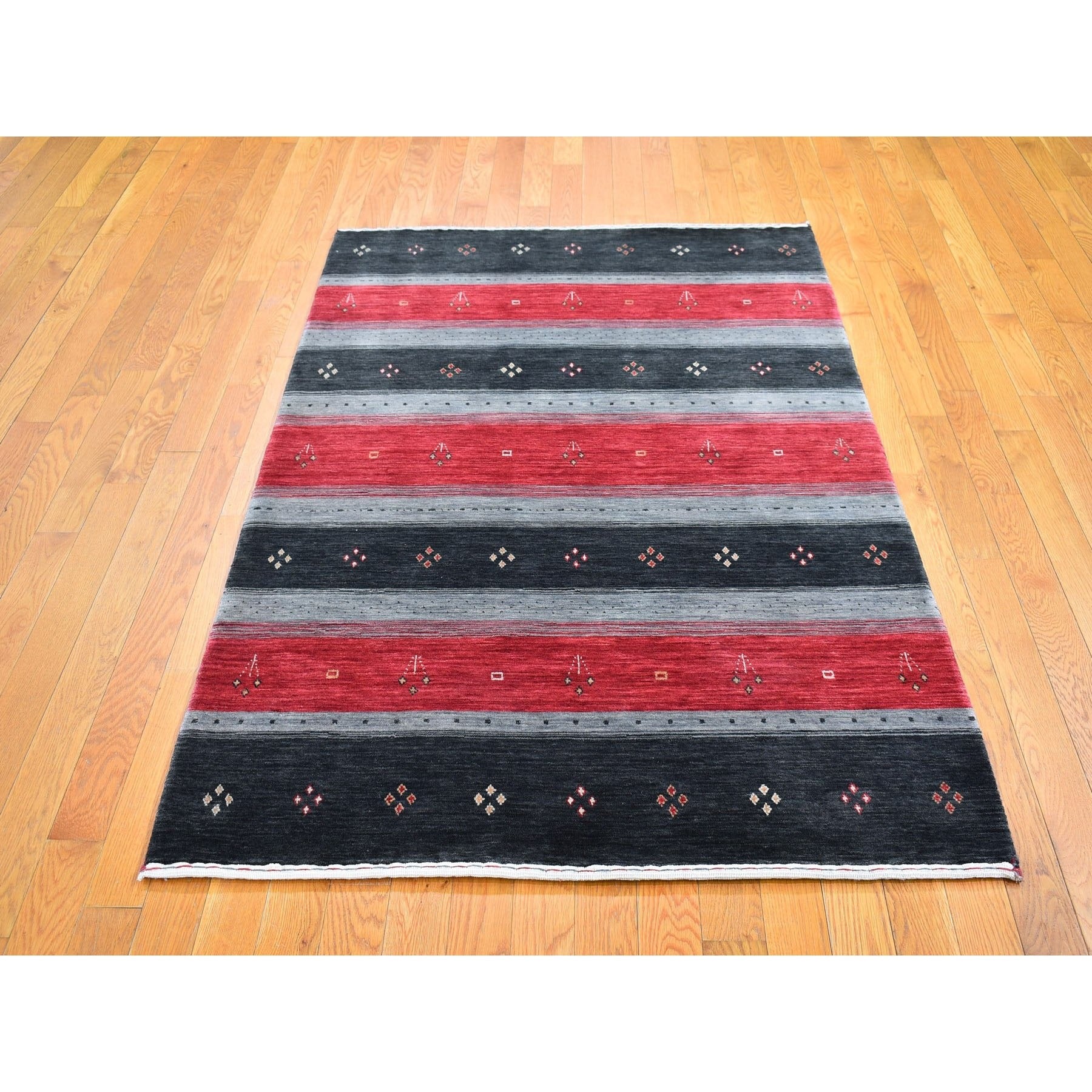 R66239%20003