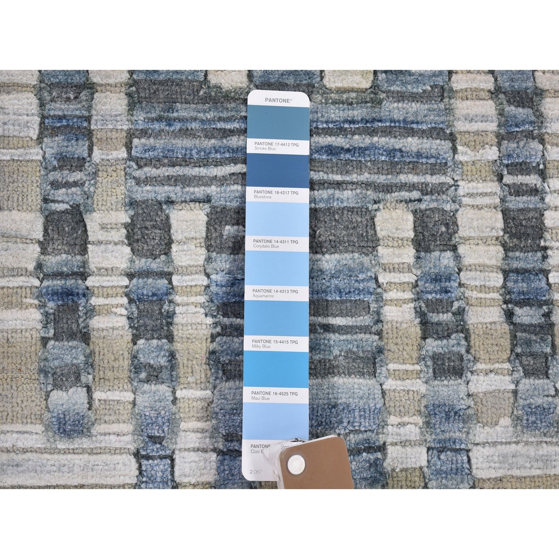 R66386%20008