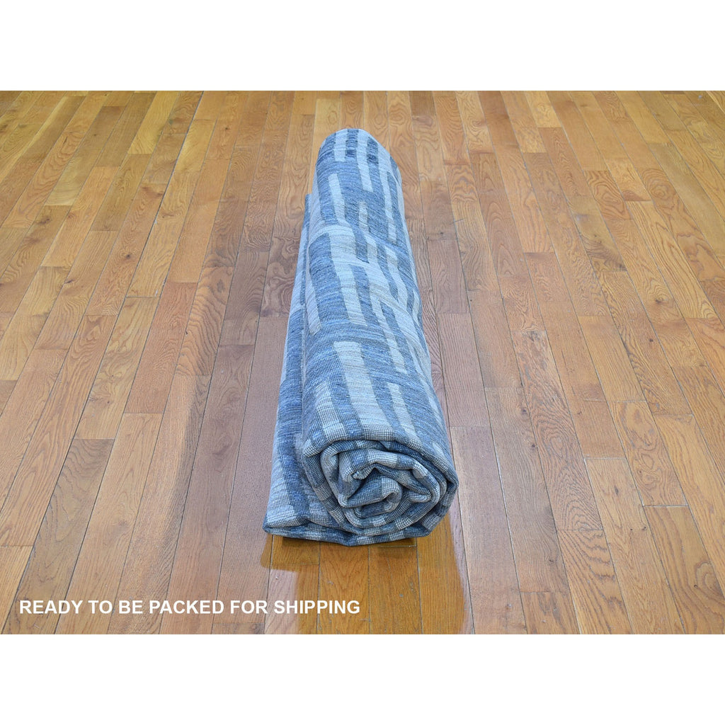 R66465%20010