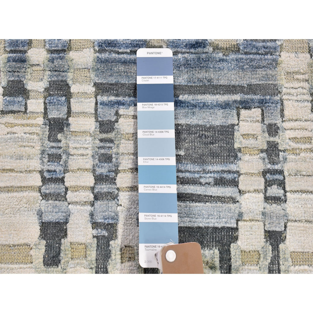 R66518%20004