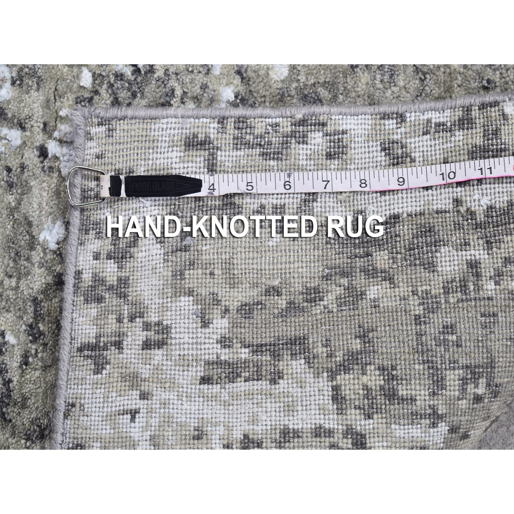 R66548%20008