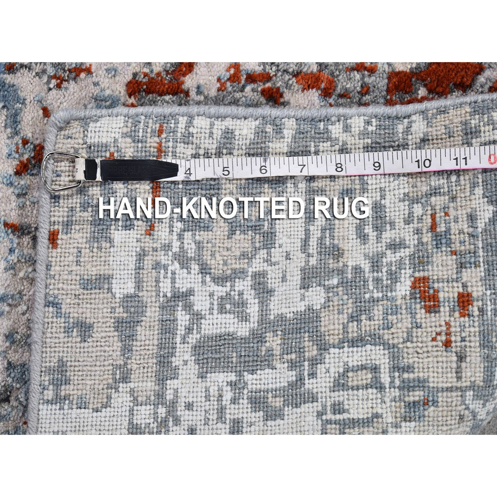 R66570%20008