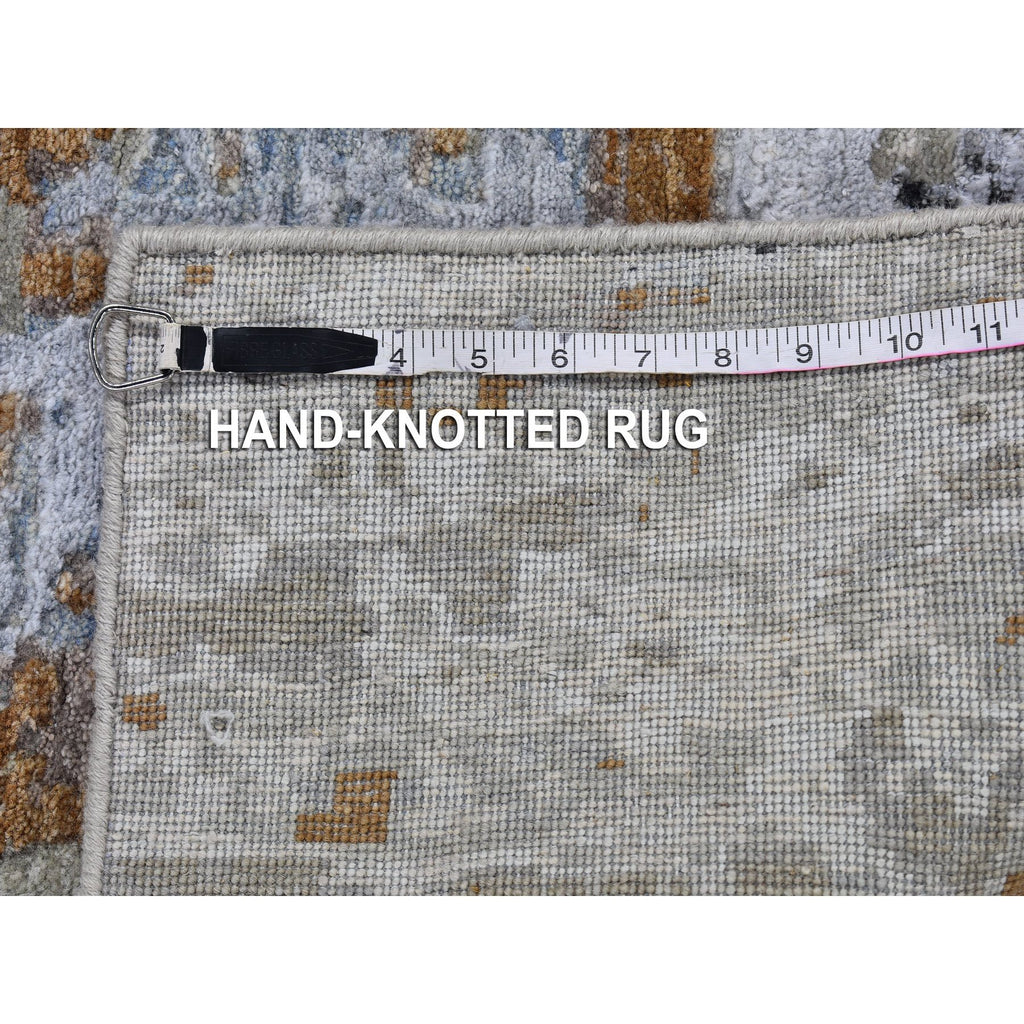R66592%20007