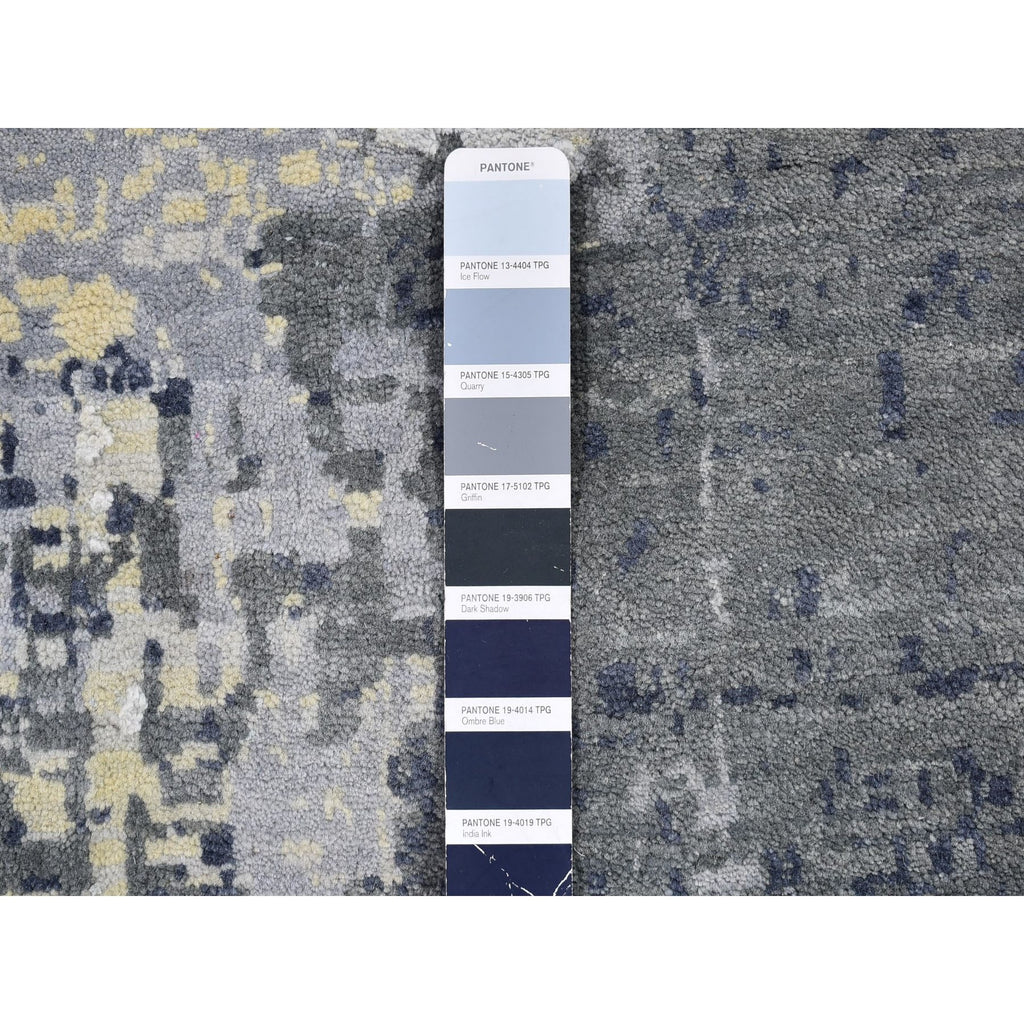R66732%20008