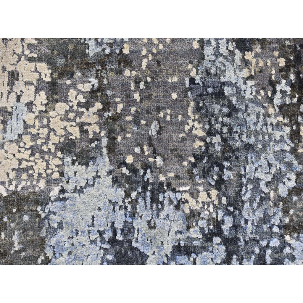 R66776%20004