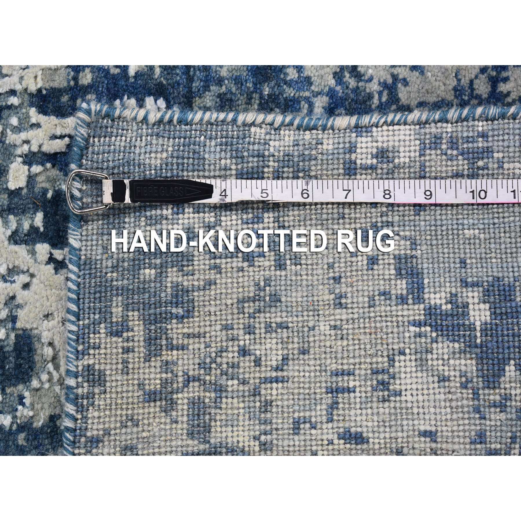 R66815%20008