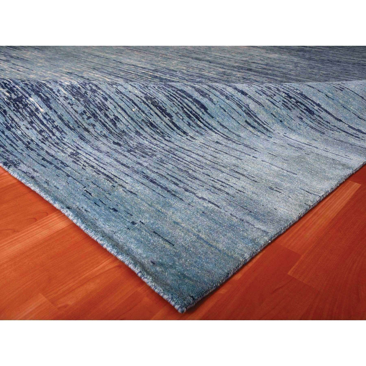 R66851%20007