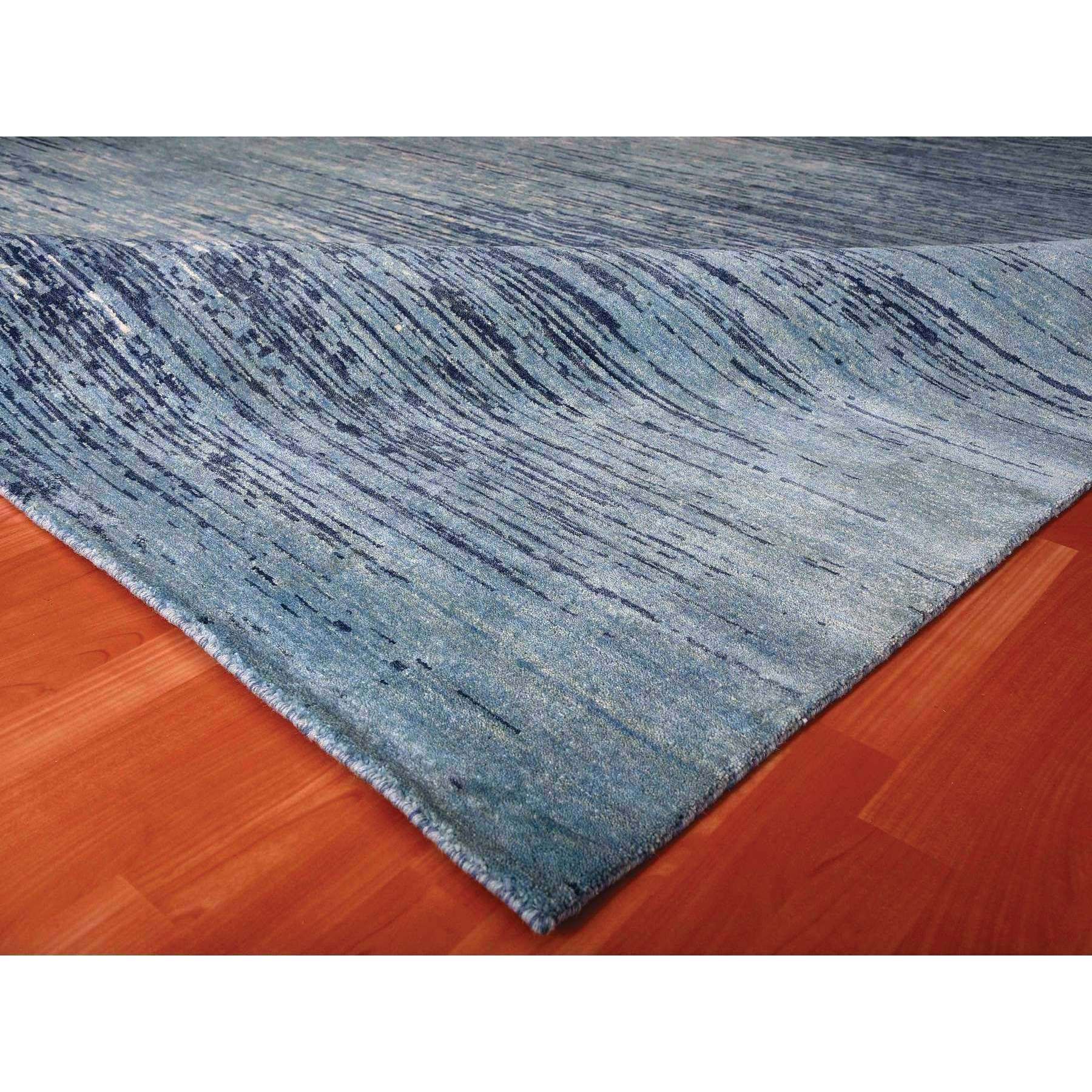 R66851%20007