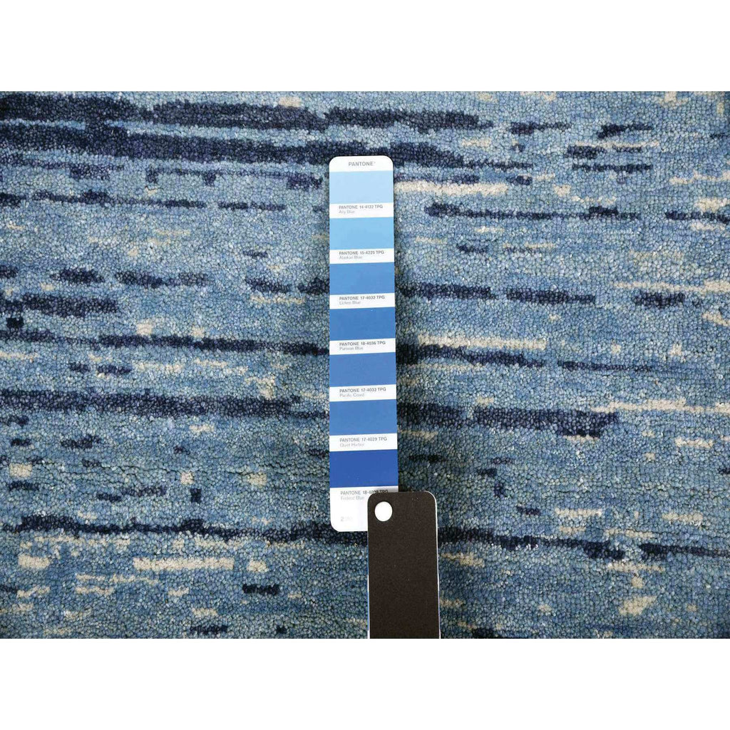 R66852%20008