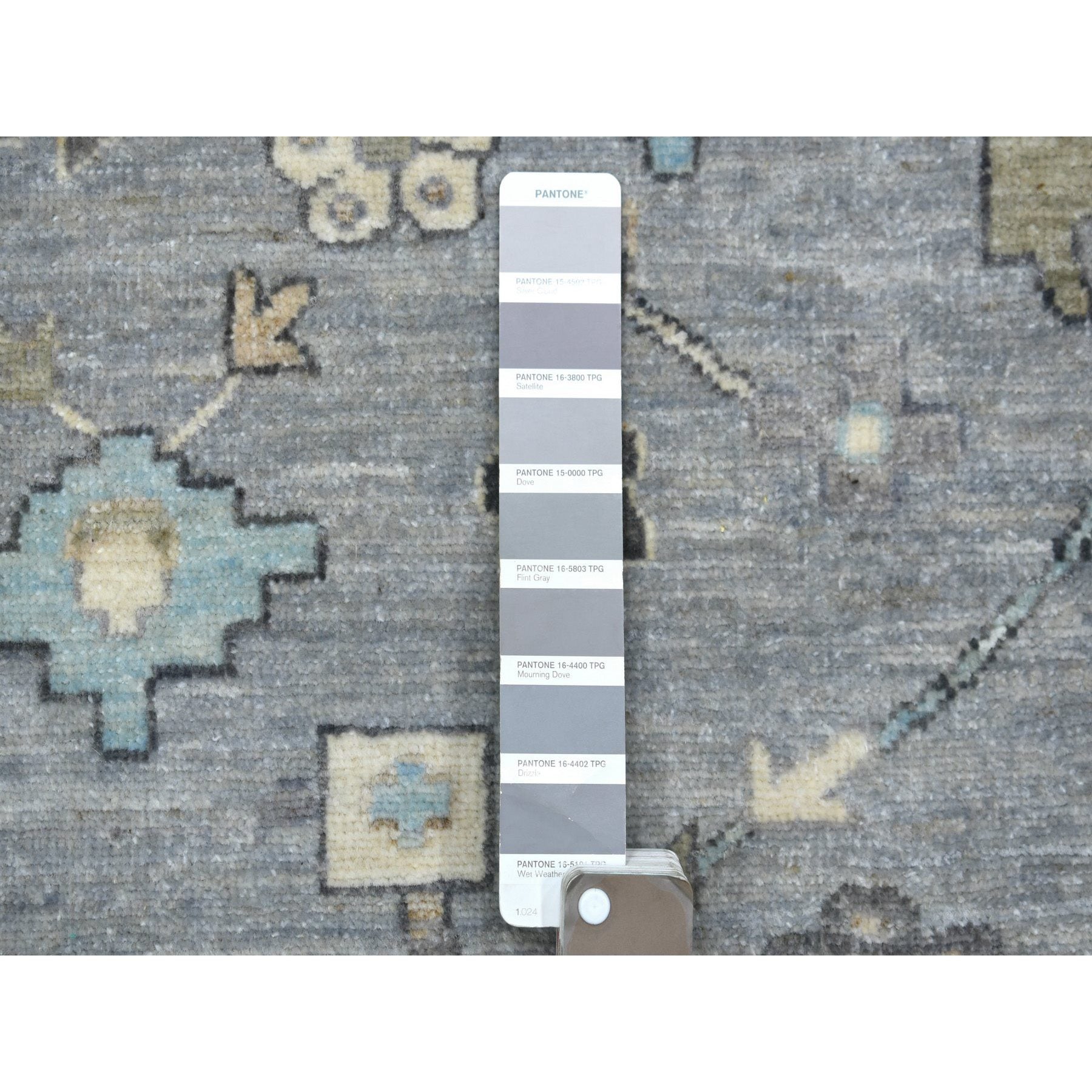 R71451%20008