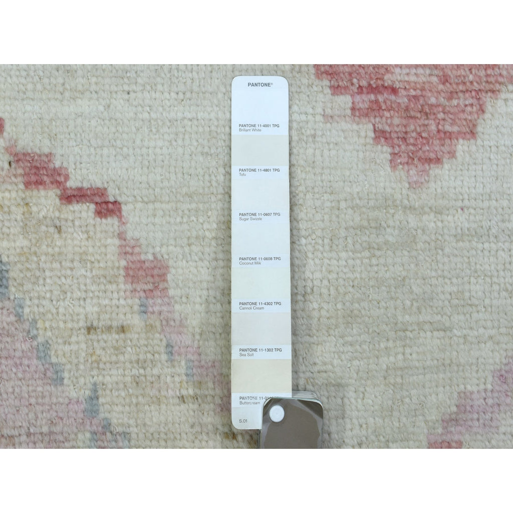 R72373%20008