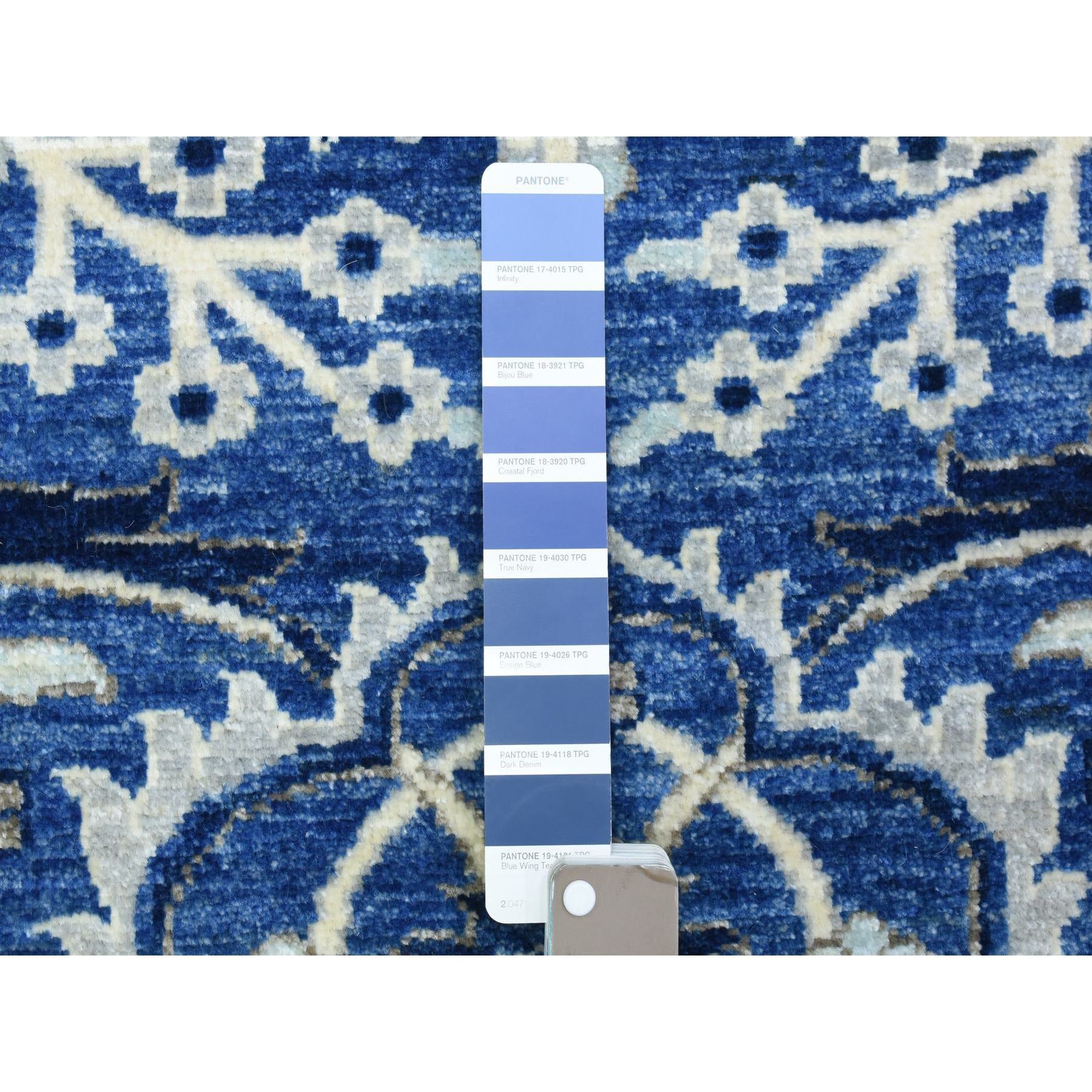 R72385%20003