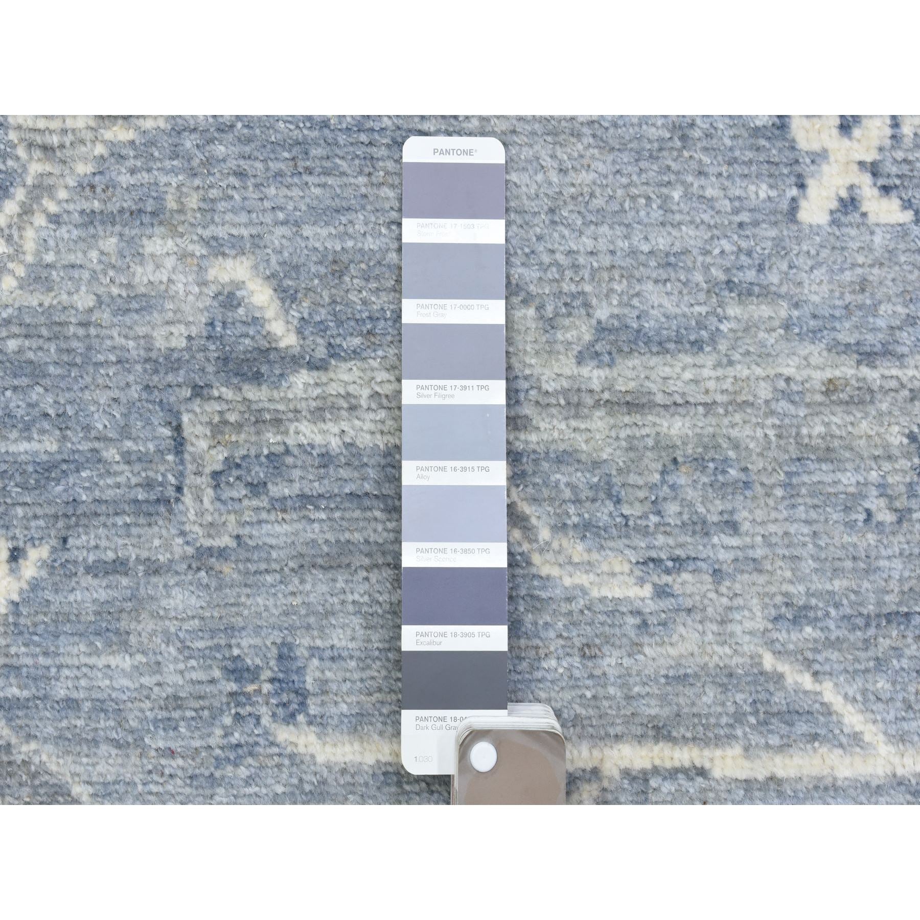 R72588%20008