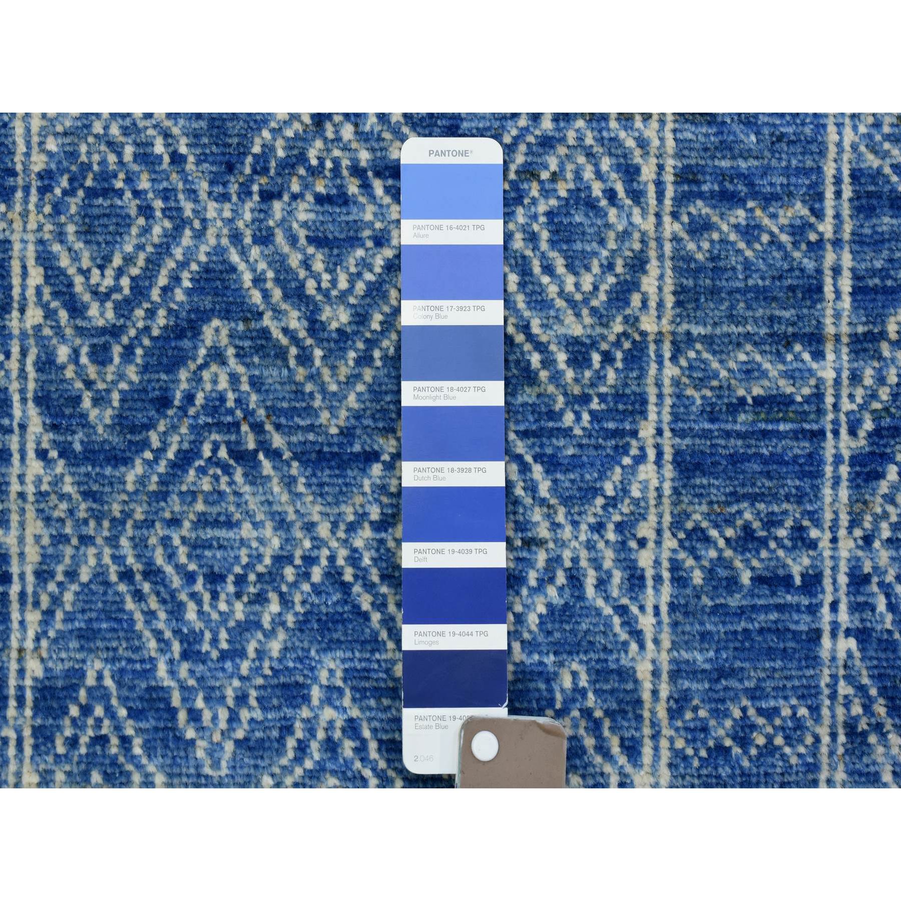 R72671%20008