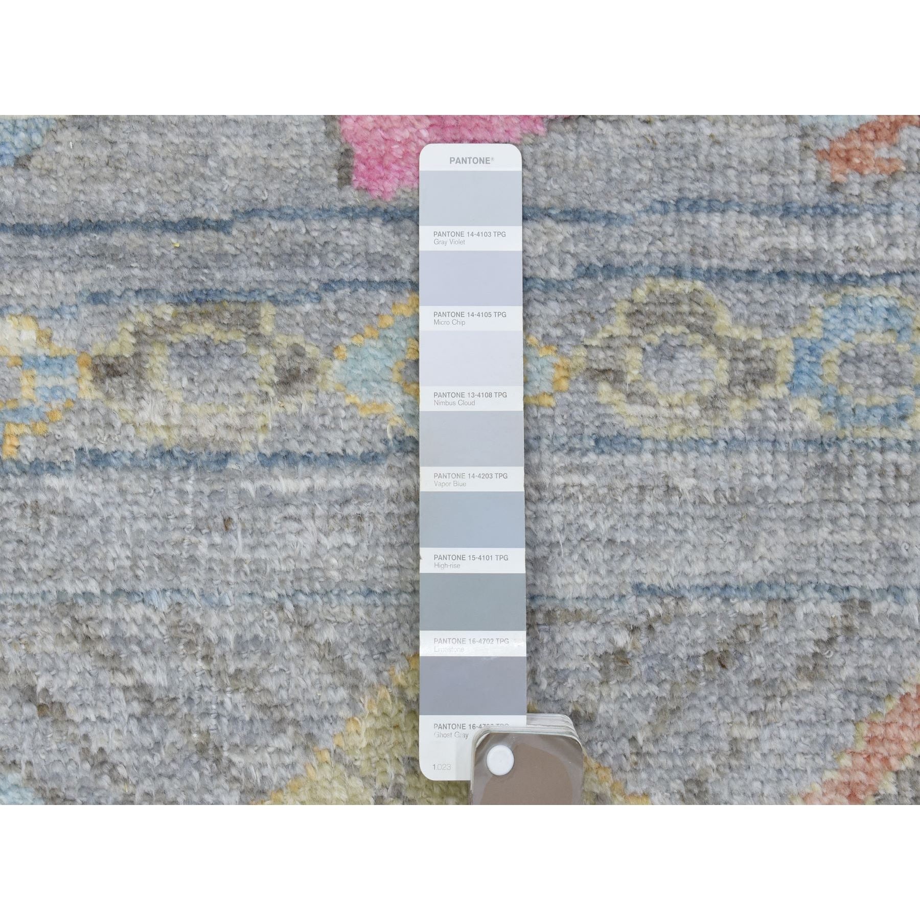 R72872%20008